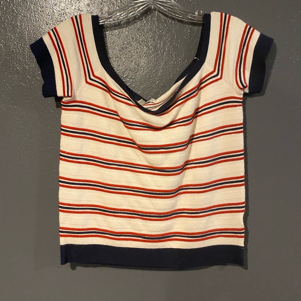 American Eagle crop top